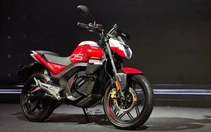Xe máy điện nhiều công nghệ xịn như ô tô, giá chỉ ngang Honda Lead, đi tới 260km/sạc
