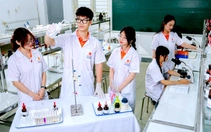Điểm chuẩn y dược phía Bắc: Y khoa cao nhất 27,43, điều dưỡng tăng gần 4 điểm