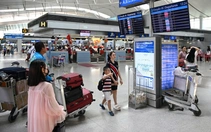 Vì sao giá vé máy bay đi Singapore, Thái Lan giảm sâu trong tháng 8 và 9?