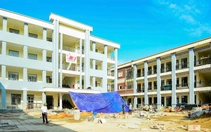 Thanh Hóa lần đầu tiên cấp đồ dùng học tập, tư trang cho học sinh nội trú các xã biên giới