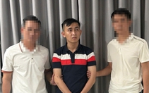 Trốn truy nã, còn tàng trữ hơn 1,3kg ma túy đá, thuốc lắc, 'nước vui' trong ô tô