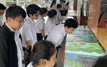 Hai lớp một trường có 100% HS đậu đại học y, tự hào hay đánh đổi tuổi hồn nhiên của trẻ?