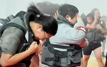 Du lịch trải nghiệm mưa bão, lũ quét ở Trung Quốc