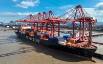 Trung Quốc mở tuyến hàng hải Bắc Cực, tìm đường tránh Hormuz và Suez