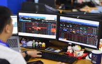 Chứng khoán 18-8: VN-Index giằng co, chuyên gia cảnh báo rủi ro điều chỉnh sâu hơn