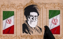 Iran cảnh báo vùng Vịnh sau khi bị UAE cắt đứt quan hệ kinh tế