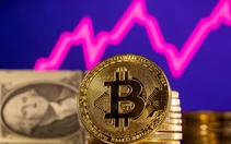 Đọc nhanh 21-8: Giá dầu vẫn tăng nóng, vàng vượt 4.500 USD; Bitcoin lập đỉnh 2 tháng