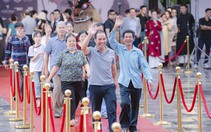 Hộ linh tráng sĩ ra mắt hoành tráng ở Ninh Bình và những người lái đò, nông dân lần đầu đi thảm đỏ
