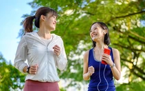 Bí quyết bảo vệ bắp chân cho người thường xuyên đi bộ