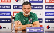 HLV Thái Lan: 'Thua 0-2 chỉ là tỉ số, mọi thứ chưa chấm hết'
