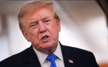 Quan chức Nhà Trắng tiết lộ ông Trump thường gọi cho cấp dưới lúc 2h, 4h sáng
