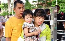 Người dân ùn ùn đến Thảo cầm viên Sài Gòn vui chơi 2-9