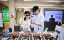Kính AI càng ngày khó phát hiện, các trường đại học Hàn Quốc siết quy chế thi