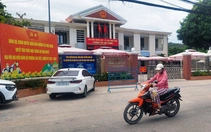 Ì ạch thủ tục đất đai, phường thay trưởng phòng, dân được cấp phép xây nhà