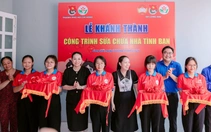 Sửa 2 nhà tình bạn cho chiến sĩ Hoa phượng đỏ vượt khó