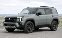 Mitsubishi Pajero sẽ có 2 bản nhỏ hơn, bản đấu CX-5, bản tận dụng từ Xforce