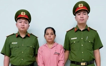 Bắt khẩn cấp bảo mẫu trường mầm non bắn dây thun vào chân trẻ