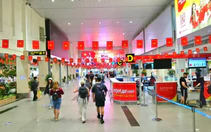 Rực rỡ cờ đỏ sao vàng, Vietjet đưa niềm vui Tết Độc lập vào từng chuyến bay
