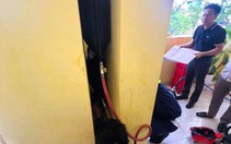 Học sinh lớp 2 mắc kẹt trong khe tường, cảnh sát giải cứu sau 30 phút