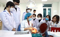 Điểm đầu vào thấp, chất lượng bác sĩ tương lai của Việt Nam làm sao đồng đều?