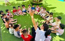 Trường mầm non đưa hơn chục môn năng khiếu: Học thì không đủ sức, bỏ thì sợ con 'ra rìa'