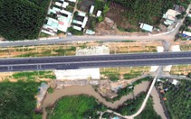 Ngập khu dân cư cạnh cao tốc: Chủ tịch Đồng Nai yêu cầu đánh giá lại hệ thống thoát nước