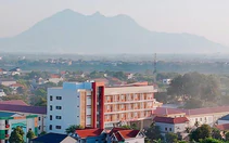 Xã đảo duy nhất ở Hà Nội lần đầu tiên có trường THPT, học sinh hết cảnh phải nghỉ học khi mưa lũ
