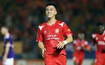 Lo Hoàng Đức và mừng Tiến Linh, HLV Kim Sang Sik làm gì đây?