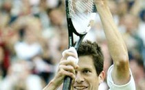 Tim Henman nhận huân chương OBE