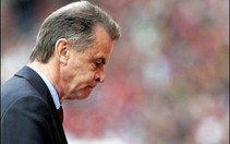 Bayern Munich "trảm tướng" Hitzfeld