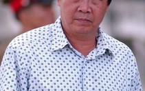 Sẽ trao cúp vô địch V-League trên sân cỏ