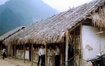 Thanh Hóa: HS Mường Lát vẫn còn học trong phòng học dột nát