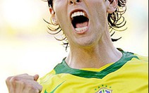 Brazil thắng khó nhọc, Ecuador đại thắng