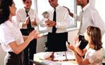 Nữ 8x khẳng định mình bằng..."nhảy" việc