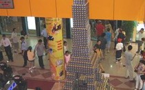 Tháp Eiffef bằng beer