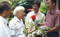 Mừng GS Đặng Đình Áng tròn 80 tuổi