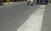 Thi nhau bịt miệng cống