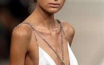 Paris: vẫn còn người mẫu gầy trình diễn!