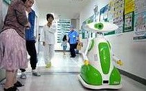 Robot y tá "đa năng"