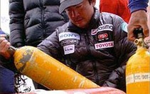 Dọn rác trên đỉnh Everest