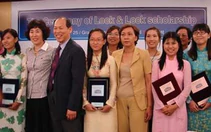 4 SV nhận học bổng du học Hàn Quốc