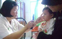 Đắp lá chữa mắt, mắt có sẹo!