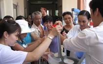"Nồi cháo nghĩa tình"