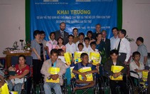 Hỗ trợ sinh kế cho người khuyết tật và trẻ mồ côi