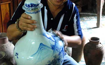 Bộ sưu tập cổ vật trong gánh ve chai