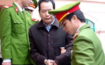 Vụ hiệu trưởng mua dâm: "Sai sót trong hồ sơ vụ án chỉ là lỗi đánh máy"