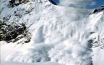 Lở tuyết khủng khiếp ở Kashmir, 11 người chết