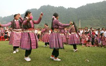 Lên non chơi tết người Mông
