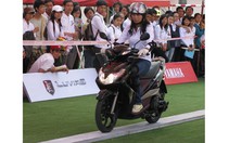 Tặng 2.500 mũ bảo hiểm cho học sinh tiểu học