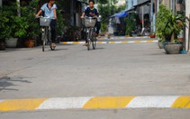 Gờ giảm tốc gây khó khăn cho người di đường